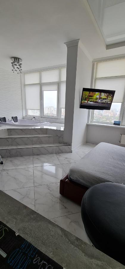 M&P Vip Appartments In Arkadia 오데사 외부 사진