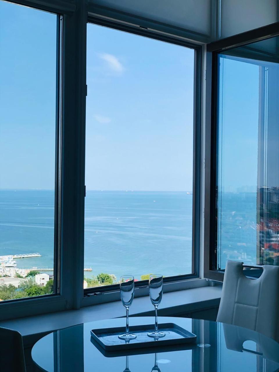 M&P Vip Appartments In Arkadia 오데사 객실 사진