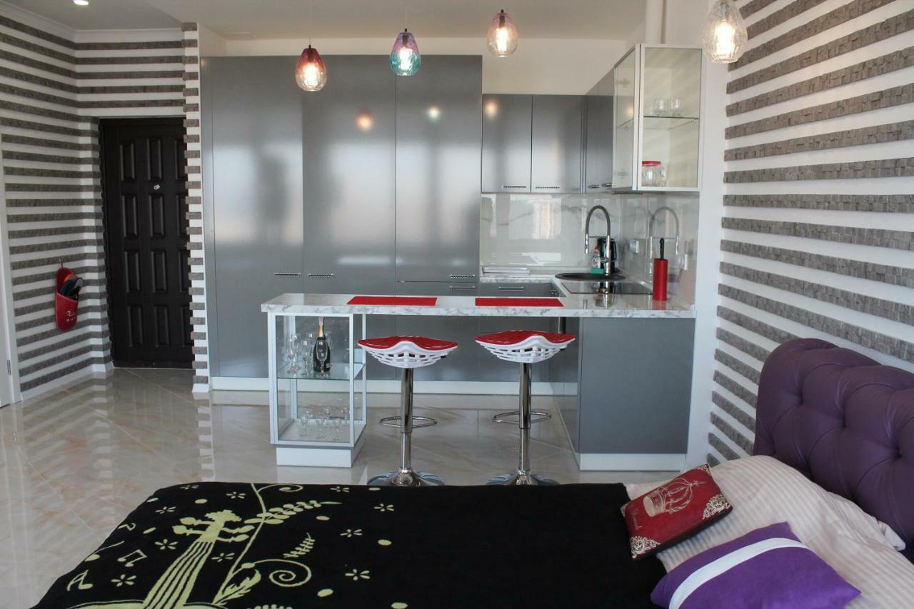 M&P Vip Appartments In Arkadia 오데사 외부 사진