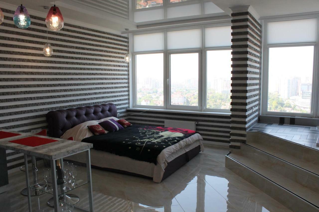 M&P Vip Appartments In Arkadia 오데사 외부 사진