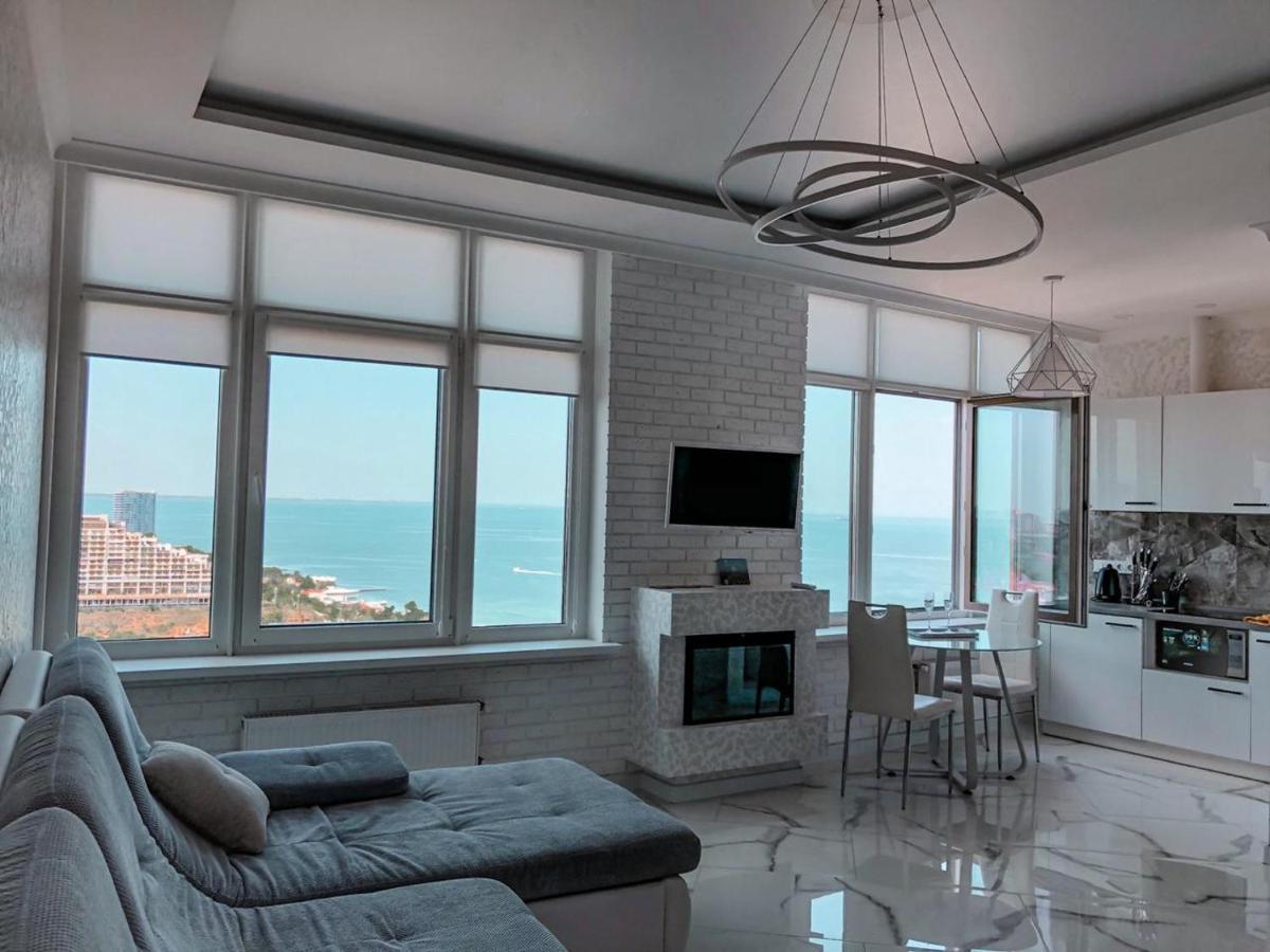 M&P Vip Appartments In Arkadia 오데사 객실 사진
